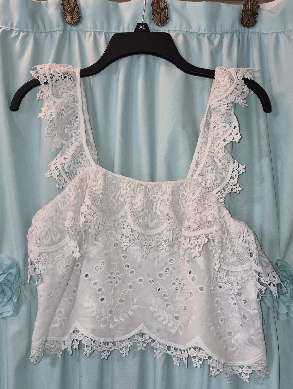Zara White lace eyelet Broderie Anglaise Lace Cropped Top  Cami Sz S